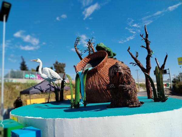 Escultura de Bienvenida a Peñaflor